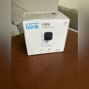 Blink Mini Indoor Plug-In HD Smart Security Camera